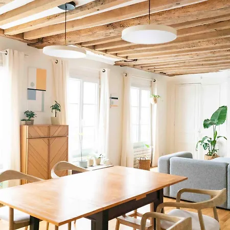 Spacious 94m2 Parigi